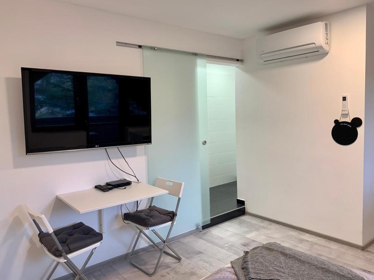 Var-Lak Apartman Eger Ngoại thất bức ảnh