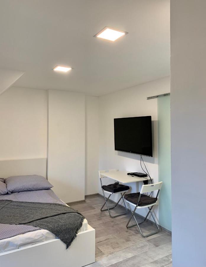 Var-Lak Apartman Eger Ngoại thất bức ảnh